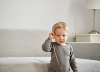 Депутат Госдумы заявил, что женщинам надо рожать, «пока рожалка работает»