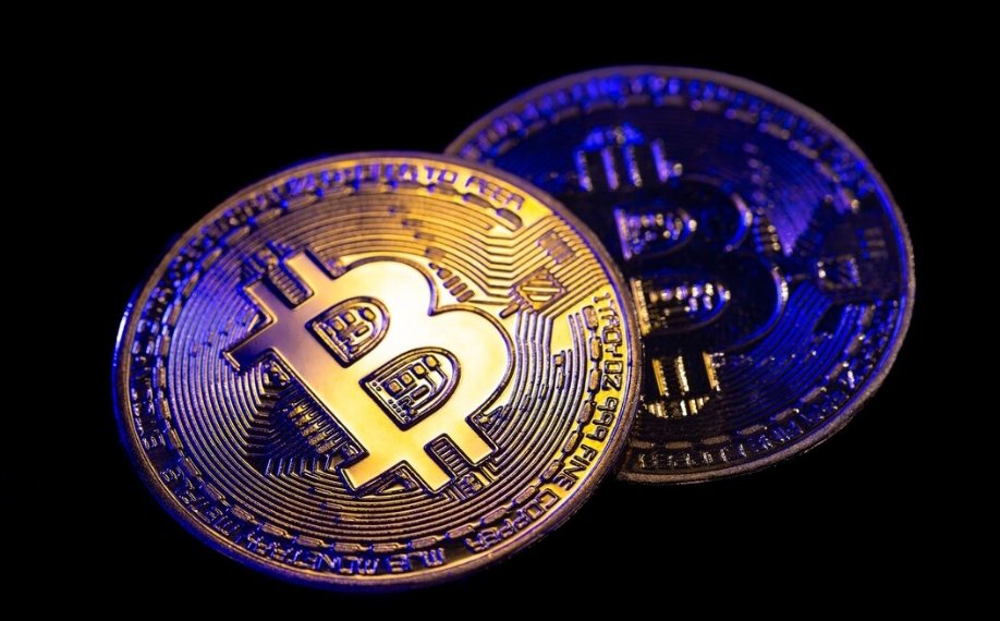 Стоимость биткоина достигла исторического максимума