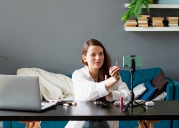 Молодые блогеры будут получать премию в Новосибирской области