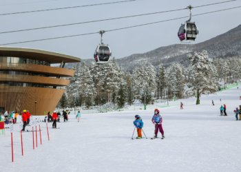 «Манжерок» встречает зимний сезон: 50 км горнолыжных трасс и новые аттракционы