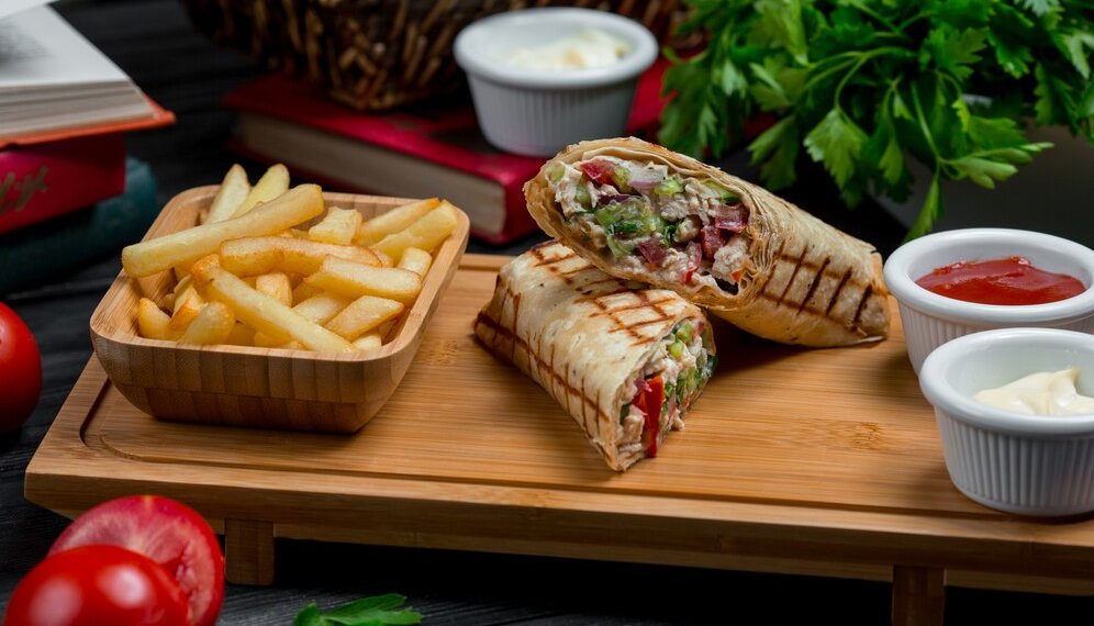 ГОСТ на шаурму утвердят в России в 2025 году