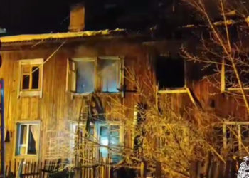 Новосибирец погиб при пожаре в деревянном доме на Самотечной