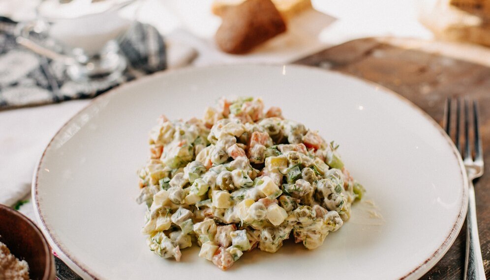 Набор продуктов для новогоднего стола подорожал на 13,5% в России