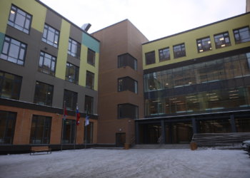 Новосибирская школа №57 начнёт принимать учеников после Нового года