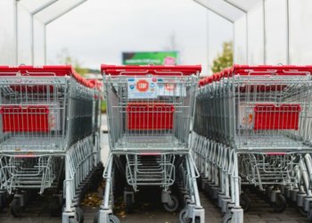 Госдума одобрила в первом чтении запрет навязывания автоматического приобретения услуг