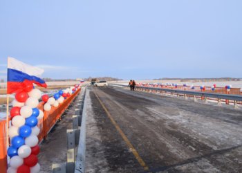 В Новосибирской области досрочно открыли новый мост