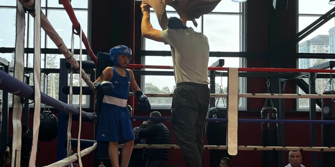 Маленькие чемпионы: в Новосибирске прошли соревнования по боксу среди детей и подростков