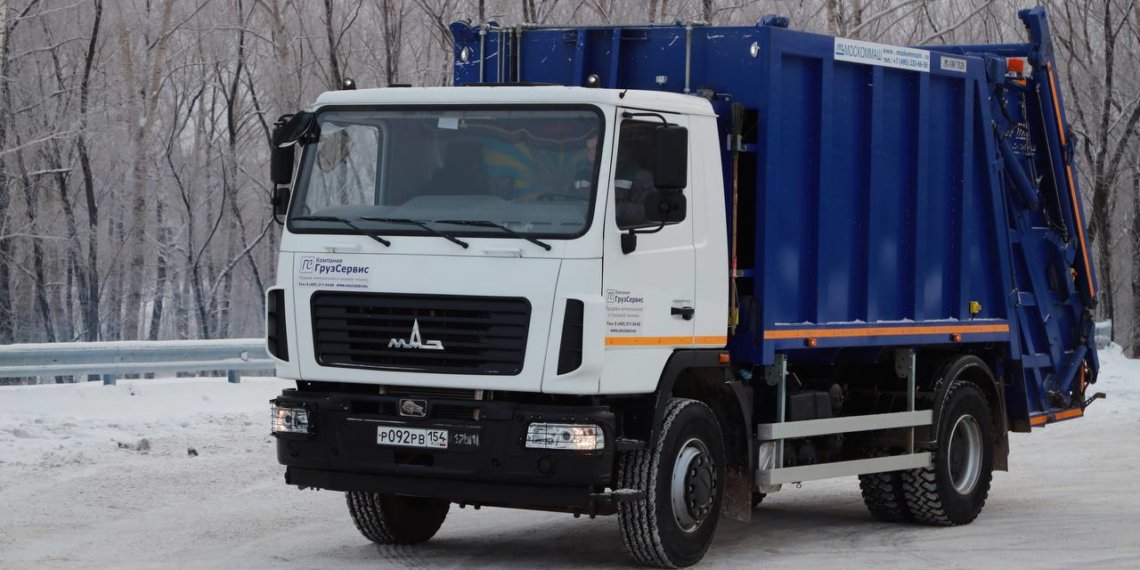 Новосибирск готовится к усиленному вывозу мусора в новогодние праздники