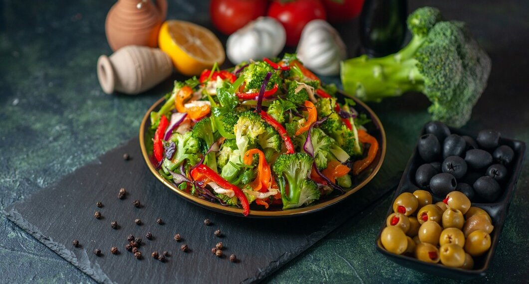 Гастроэнтеролог рассказала, какие заболевания грозят вегетарианцам