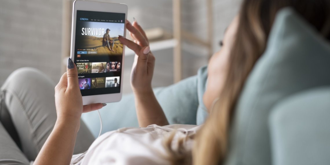 Трафик с YouTube переходит на российские платформы, утверждает Минцифра