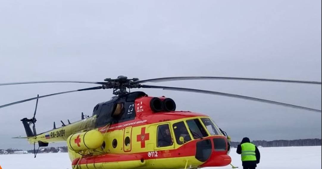 Вертолетами санитарной авиации эвакуировали четверых пострадавших в ДТП в Новосибирской области