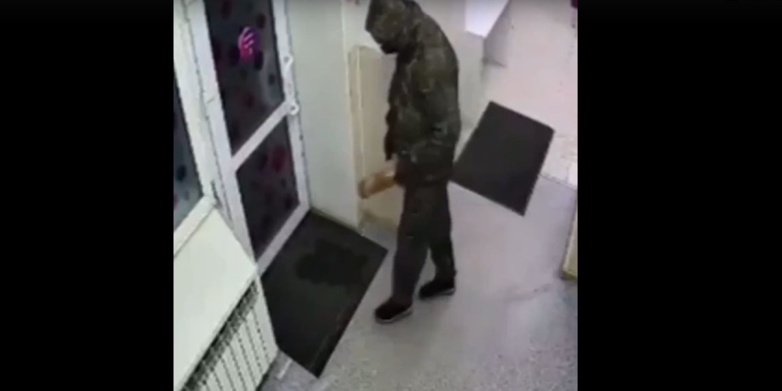 Хулиган подорвал пункт Wildberries в Иркутской области