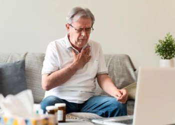 Новосибирцу с сердечным приступом помог судебный пристав