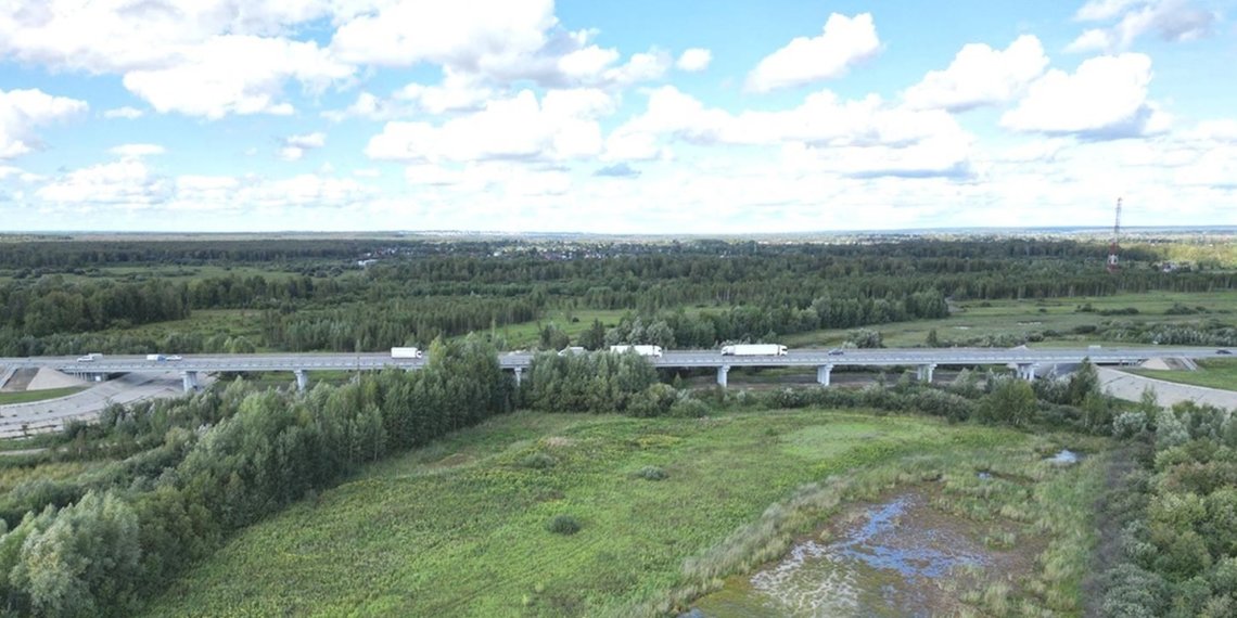 Под Новосибирском отремонтируют мост через озеро Хомутино
