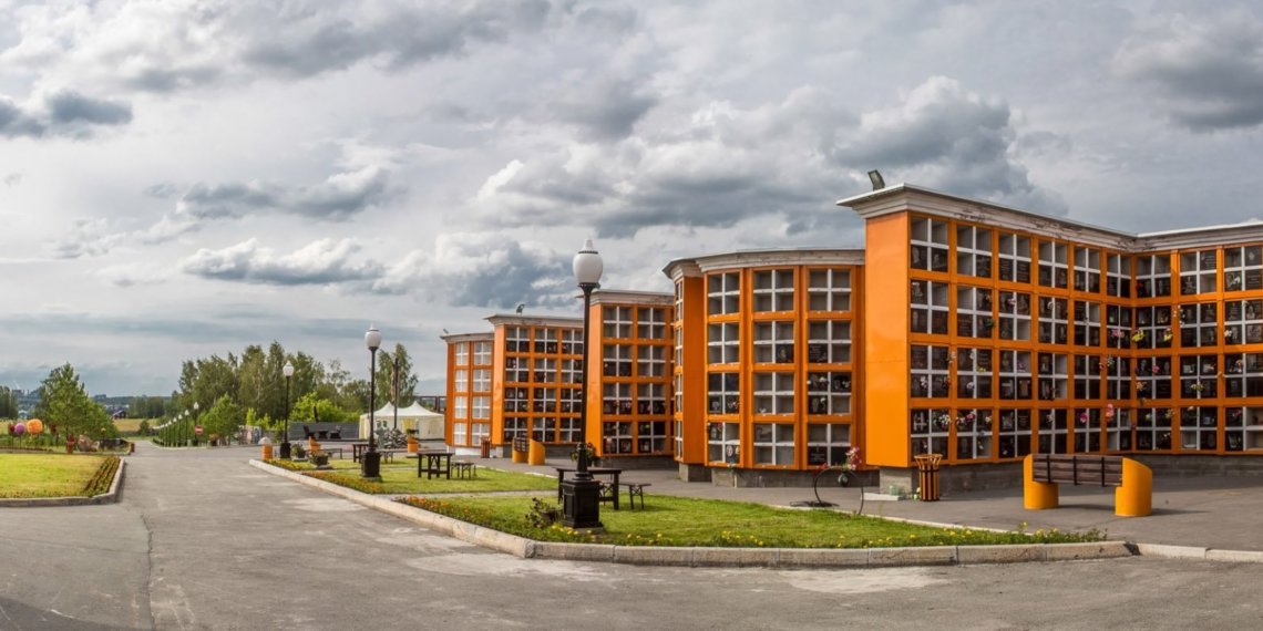 В Новосибирске планируют строить колумбарии на кладбищах