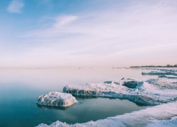 Байкал не покроется льдом из-за тёплой зимы