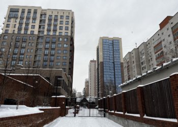 Житель Омска три раза продал несуществующий холодильник