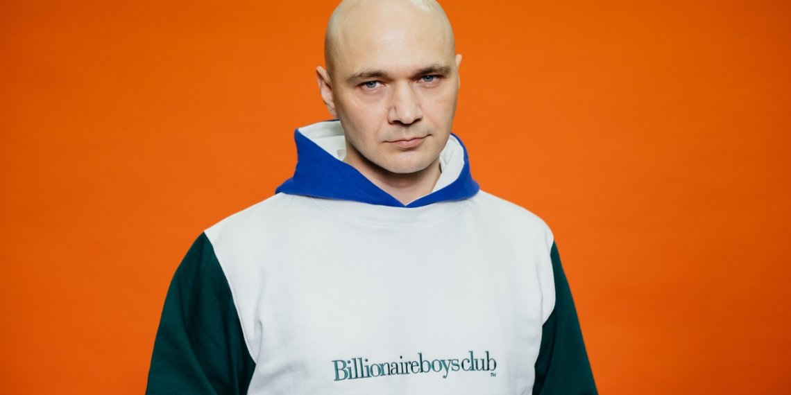 Солиста «Касты» Влади* признали иноагентом