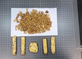 2 кг драгметаллов изъяли у вахтовиков в аэропорту Новосибирска