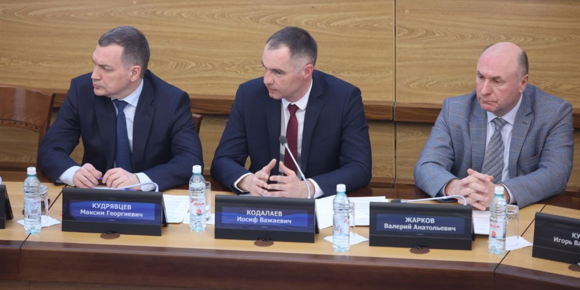 Правительство региона направит субсидии и средства по новому нацпроекту на дороги и транспорт для Новосибирска