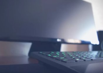 Игра в компьютер обернулась «газовой атакой» и дракой у подростков в Новосибирске