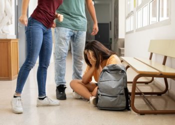 Буллинг детей-мигрантов в школах обсудили психологи в Новосибирске