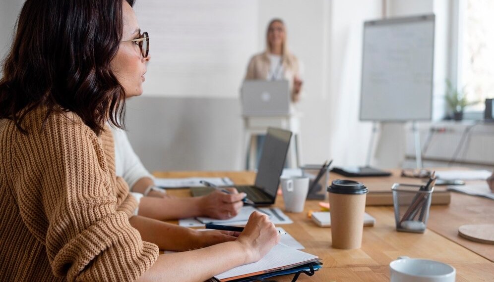 Почти 40% новосибирцев сменили профессию за три года