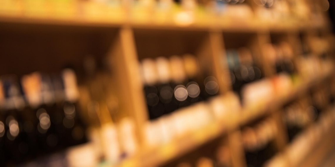 Таиланд пересмотрит запрет на продажу алкоголя днем