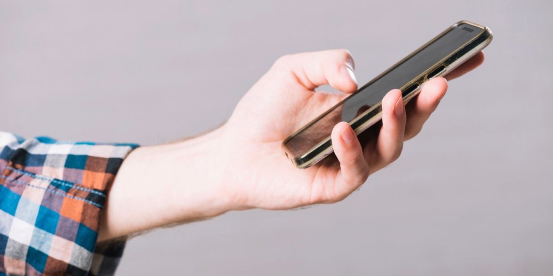 Новосибирец вызвал спасателей к экс-супруге из-за ложного сообщения о суициде