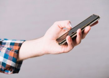 Новосибирец вызвал спасателей к экс-супруге из-за ложного сообщения о суициде