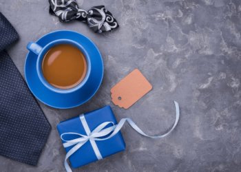 Подарки, которые запомнятся: как необычно поздравить мужчин с 23 февраля