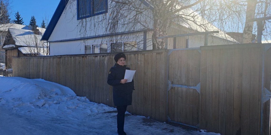 Новосибирец выплатил алименты дочери ради поездки в Китай