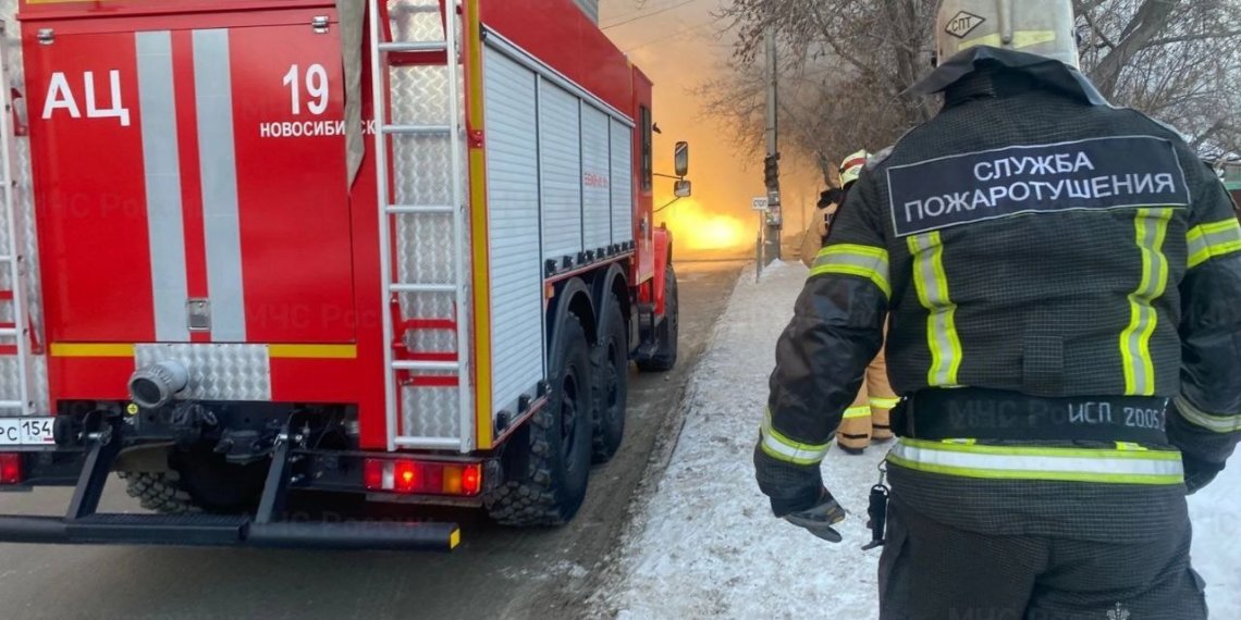 Десять человек сгорели при пожарах в Новосибирской области за месяц