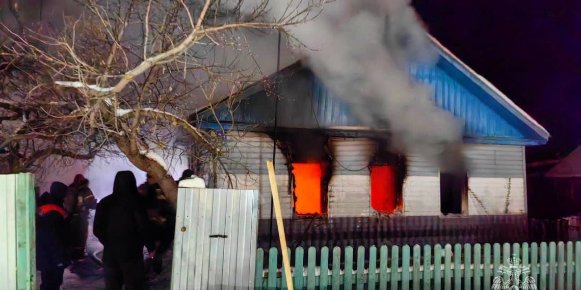 Четыре ребенка погибли при пожаре в сибирском регионе 