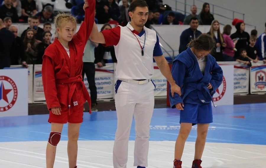 Самбистка из Новосибирска завоевала золотую медаль на первенстве России по самбо