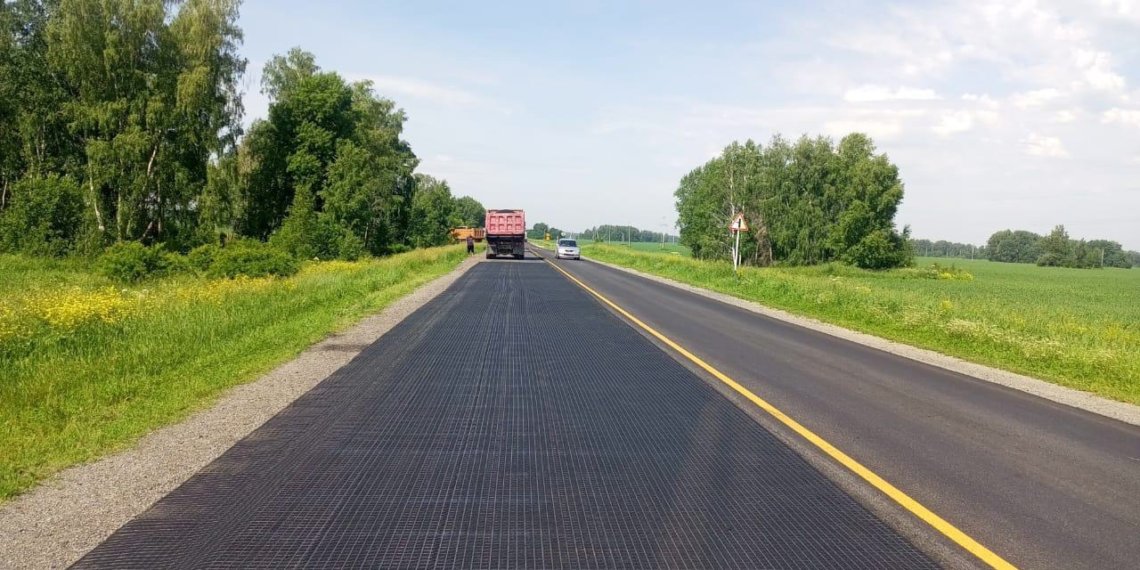 Еще 18 км трассы до Казахстана отремонтируют в Новосибирской области