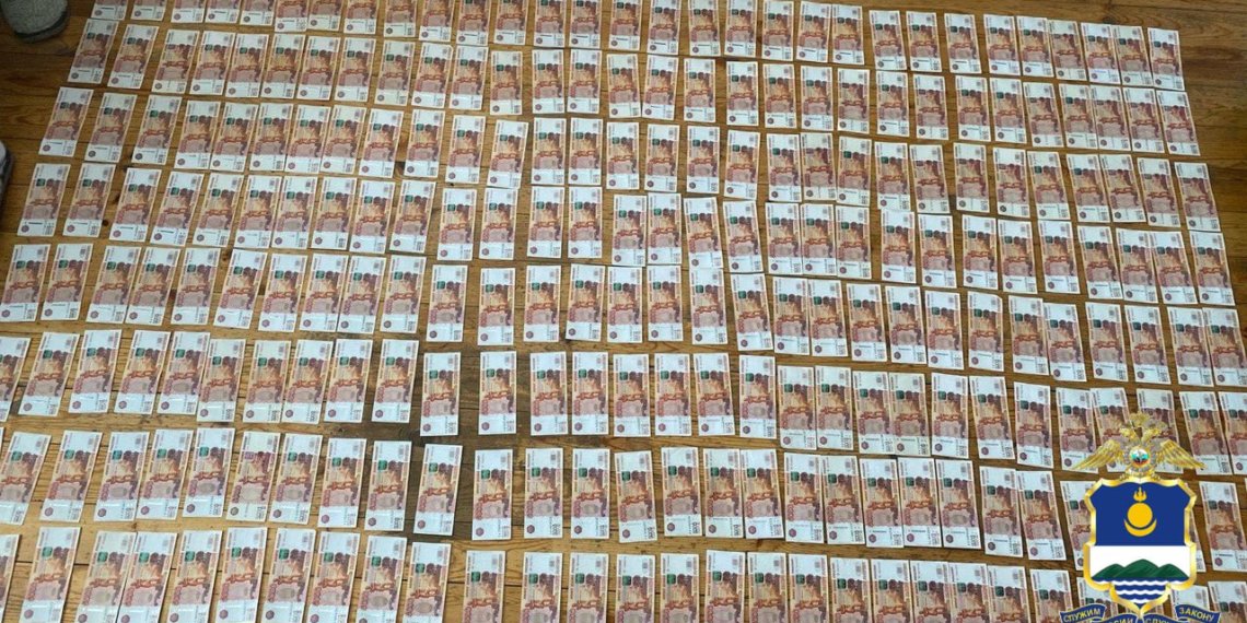 Под полом прятал 4 млн: депутата-единоросса задержали за мошенничество на ремонте моста