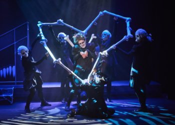 Новосибирцы увидят готический мюзикл по новелле Оскара Уайльда