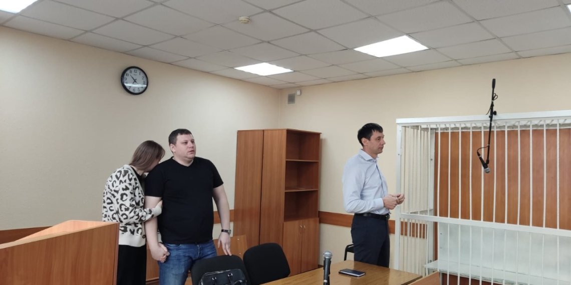 Бывший сотрудник ФСИН отделался условным сроком за взятку от осужденного в Новосибирской области