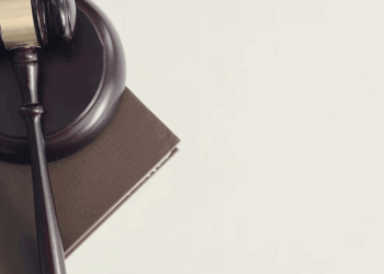 Татарский округ требует с «СпецТрансСтроя» почти 200 млн за сорванный контракт