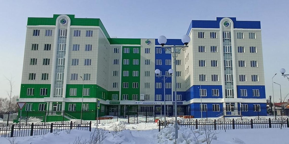 Проблемный объект: в Новосибирске достроили третью ГПЧ-поликлинику