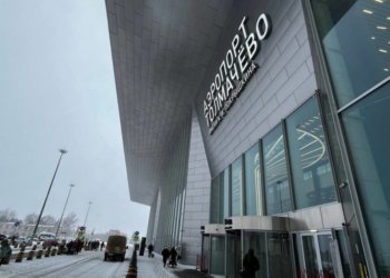 Семь авиарейсов прибудут в Новосибирск с опозданием