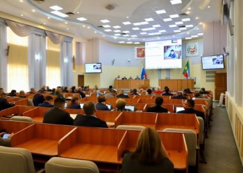 Закон о запрете склонения к абортам приняли в сибирском регионе