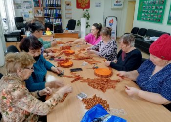 Жителям Калининского района раздадут 10 тысяч Георгиевских лент на День Победы