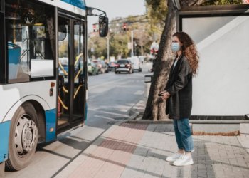 Автобусы №13 и №18 будут останавливаться на поликлинике №7 в Новосибирске