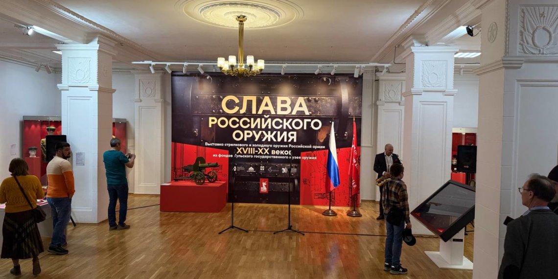 Военная история Отечества: в Новосибирске впервые представили 120 уникальных оружейных экспонатов