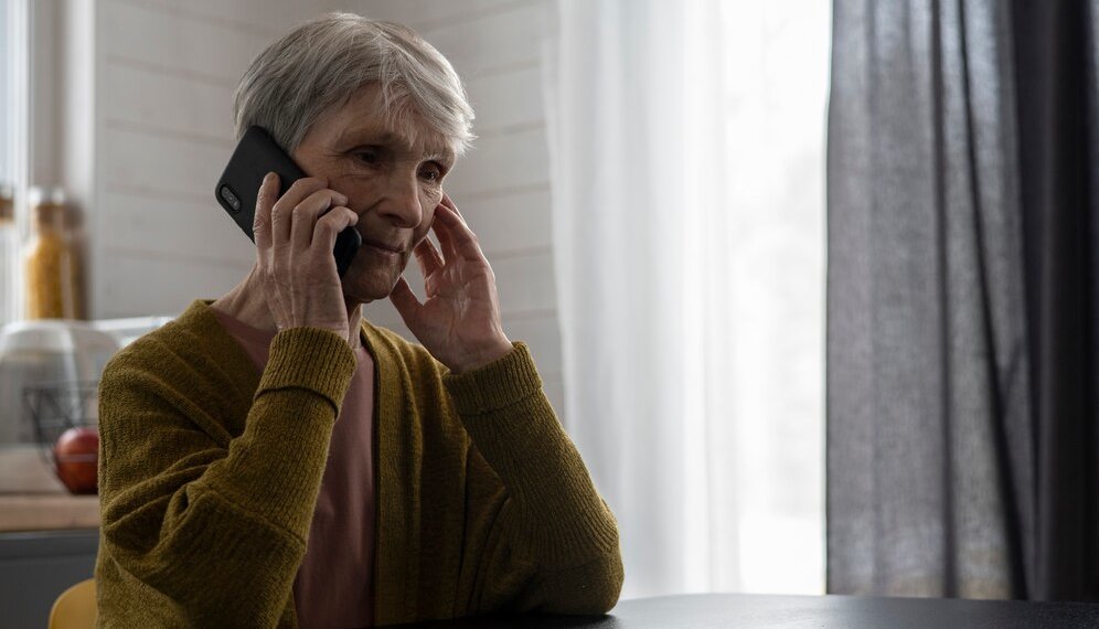 Операторы начнут задерживать отправку смс при подозрительных звонках