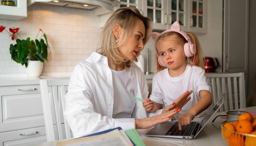 Многодетную мать судят за мошенничество с соцвыплатами в Новосибирской области