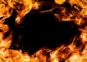 В Новосибирске человек погиб при пожаре в частном доме