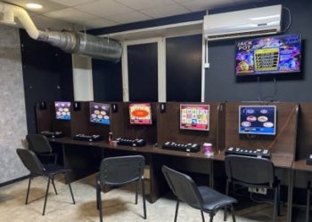 Шесть жителей Новосибирска осудили за организацию подпольного казино